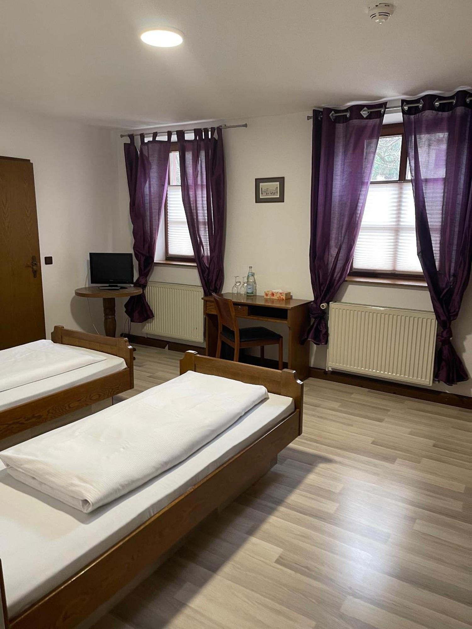 Landhotel Sickinger Hof Walldorf  Dış mekan fotoğraf